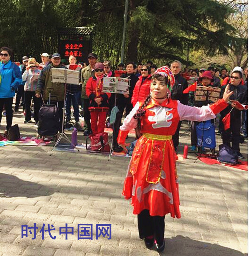 歌友大合唱伴舞:鸿雁.jpg