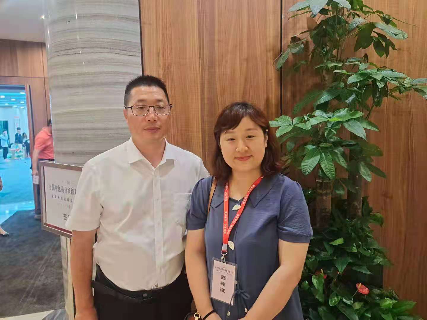 时代中国网副总编王夫辉在上海应邀接受中央电视台访谈